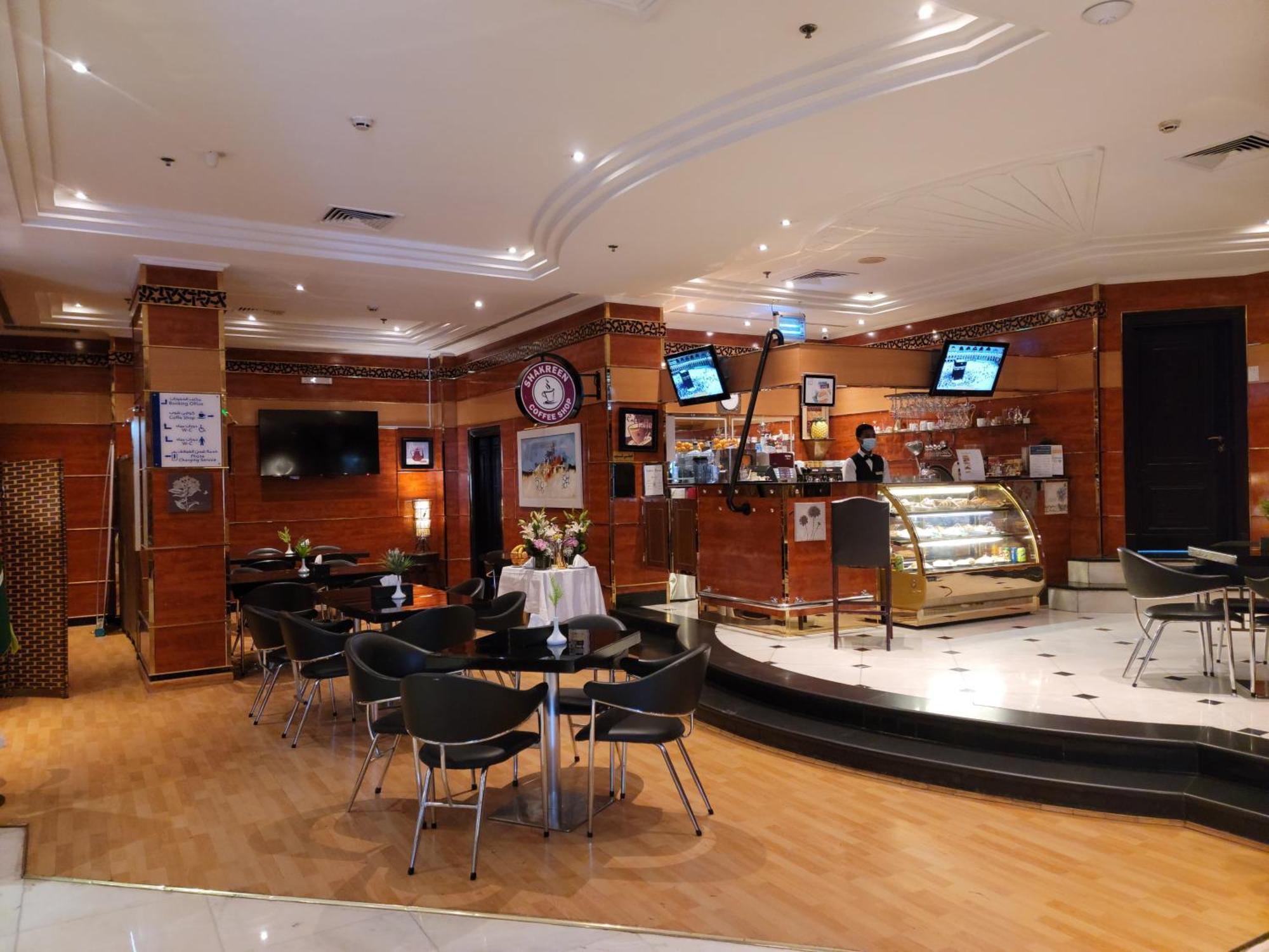 Golden Tulip Al Shakreen Medina